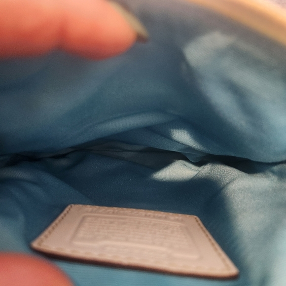 EUC COACH HAMPTON MULTICOLOR PASTEL WATERCOLOR STRIPE CROSSBODY - Picture 13 of 15